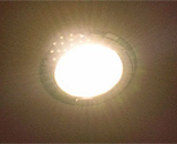 LED úsporná žárovka